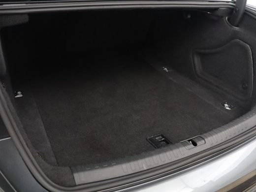 Audi A6 Limousine 45 TFSI S edition | Pano.Dak | Trekhaak | Camera | LED | Stoelverwarming | Apple Carpla... ActivLease financial lease