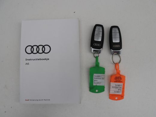 Audi A6 Limousine 45 TFSI S edition | Pano.Dak | Trekhaak | Camera | LED | Stoelverwarming | Apple Carpla... ActivLease financial lease
