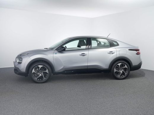 Citroën &euml;-C4 X Plus 54 kWh | Carplay | Camera | Cruise | Clima | 18"LMV | Parkeersensoren | ActivLease financial lease