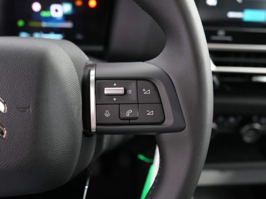 Citroën &euml;-C4 X Plus 54 kWh | Carplay | Camera | Cruise | Clima | 18"LMV | Parkeersensoren | ActivLease financial lease