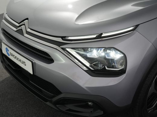 Citroën &euml;-C4 X Plus 54 kWh | Carplay | Camera | Cruise | Clima | 18"LMV | Parkeersensoren | ActivLease financial lease