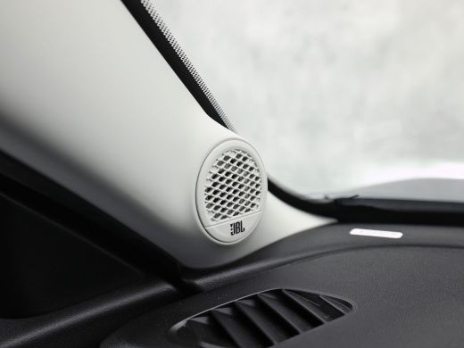 Jeep Avenger 1.2 Longitude (APPLE CARPLAY, JBL AUDIO, GROOT NAVI, 360 CAMERA, GETINT GLAS, SPORTSTOELEN, ADAPT... ActivLease financial lease