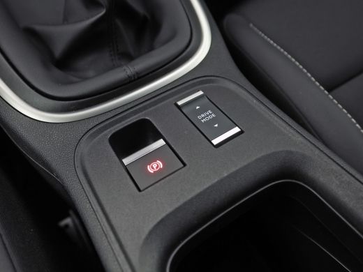 Jeep Avenger 1.2 Longitude (APPLE CARPLAY, JBL AUDIO, GROOT NAVI, 360 CAMERA, GETINT GLAS, SPORTSTOELEN, ADAPT... ActivLease financial lease