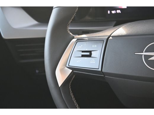 Opel Frontera 1.2 Turbo Hybrid GS 7-Zits! Tot 8 Jaar Garantie! | Navigatie | Achteruitrijcamera | Stoel/Stuurve... ActivLease financial lease