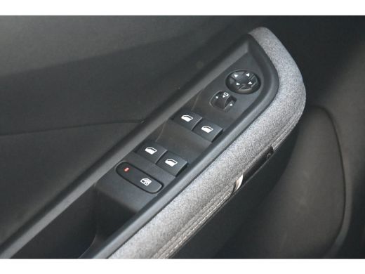 Opel Frontera 1.2 Turbo Hybrid GS 7-Zits! Tot 8 Jaar Garantie! | Navigatie | Achteruitrijcamera | Stoel/Stuurve... ActivLease financial lease
