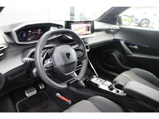 Peugeot 2008 1.2 Hybrid 145 GT | Automaat | Navigatie | Camera voor + achter | 18 Inch | Apple carplay | NL au... ActivLease financial lease