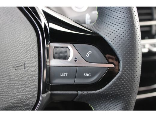 Peugeot 2008 1.2 Hybrid 145 GT | Automaat | Navigatie | Camera voor + achter | 18 Inch | Apple carplay | NL au... ActivLease financial lease