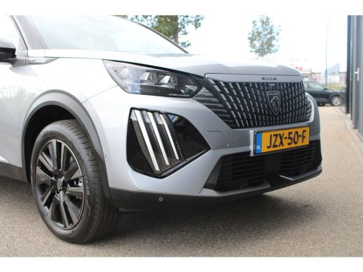 Peugeot 2008 1.2 Hybrid 145 GT | Automaat | Navigatie | Camera voor + achter | 18 Inch | Apple carplay | NL au... ActivLease financial lease