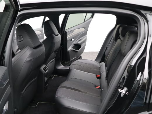 Peugeot 408 1.2 Hybrid 145 e-DCS6 GT | Automaat | Carplay | Adaptieve cruise | Camera | Keyless | Maxtrix led | ActivLease financial lease