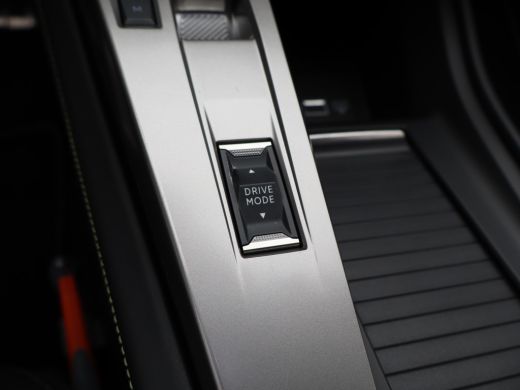 Peugeot 408 1.2 Hybrid 145 e-DCS6 GT | Automaat | Carplay | Adaptieve cruise | Camera | Keyless | Maxtrix led | ActivLease financial lease