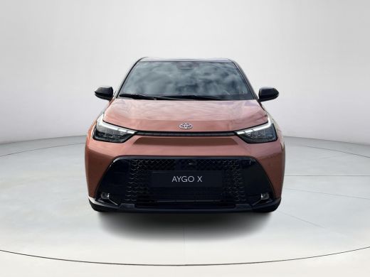 Toyota Aygo Hybrid 115 envy | &euro; 1.500 extra inruilwaarde | ActivLease financial lease