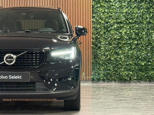 Volvo  XC40 T5 Recharge Ultimate Dark | Trekhaak | Schuifdak | Harman Kardon | Parkeercamera | All Season ban... ActivLease financial lease