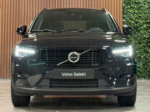 Volvo  XC40 T5 Recharge Ultimate Dark | Trekhaak | Schuifdak | Harman Kardon | Parkeercamera | All Season ban... ActivLease financial lease