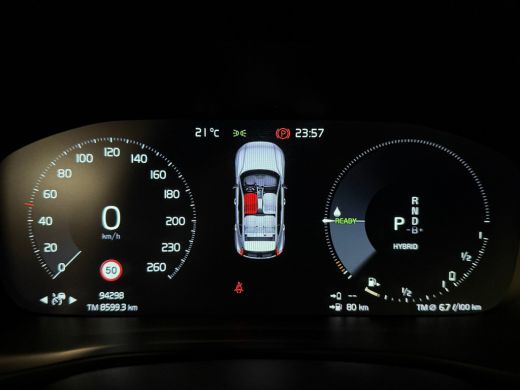 Volvo  XC40 T5 Recharge Ultimate Dark | Trekhaak | Schuifdak | Harman Kardon | Parkeercamera | All Season ban... ActivLease financial lease