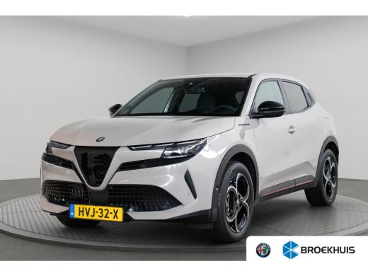 Alfa Romeo Junior 1.2 Turbo Hybrid Ibrida Speciale | Camera | LED | El. Stoelverstellnig | Navigatie | Climate Cont... ActivLease financial lease
