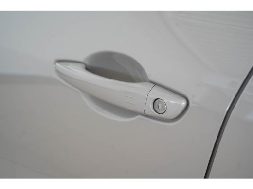 Alfa Romeo Junior 1.2 Turbo Hybrid Ibrida Speciale | Camera | LED | El. Stoelverstellnig | Navigatie | Climate Cont... ActivLease financial lease