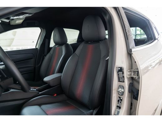 Alfa Romeo Junior 1.2 Turbo Hybrid Ibrida Speciale | Camera | LED | El. Stoelverstellnig | Navigatie | Climate Cont... ActivLease financial lease