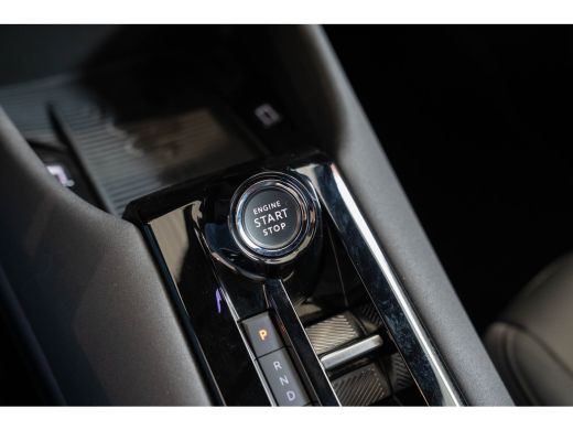 Alfa Romeo Junior 1.2 Turbo Hybrid Ibrida Speciale | Camera | LED | El. Stoelverstellnig | Navigatie | Climate Cont... ActivLease financial lease
