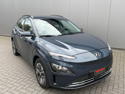 Hyundai Kona EV Fashion 64 kWh 204PK Camera/Adapt. cruise/Carplay-Android-auto/Stoel-stuurverwarming ActivLease financial lease