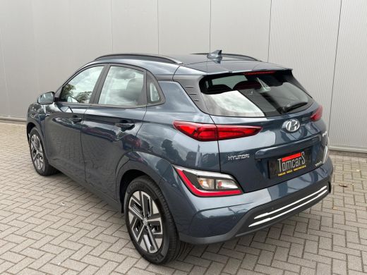 Hyundai Kona EV Fashion 64 kWh 204PK Camera/Adapt. cruise/Carplay-Android-auto/Stoel-stuurverwarming ActivLease financial lease