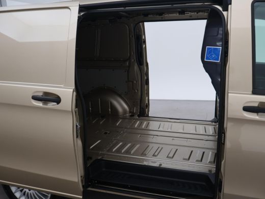 Mercedes-Benz eVito 112 L2 60 kWh *NIEUW* + 2 SCHUIFDEUREN | CAMERA | LMV | STOELVERW. | APPLE CARPLAY ActivLease financial lease