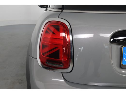Mini 3-Deurs 1.5 Cooper Classic | LED | Union Jack | Navi | Sfeerverlichting | Sportstoelen | Half Leder | Cli... ActivLease financial lease