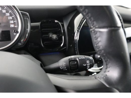 Mini 3-Deurs 1.5 Cooper Classic | LED | Union Jack | Navi | Sfeerverlichting | Sportstoelen | Half Leder | Cli... ActivLease financial lease