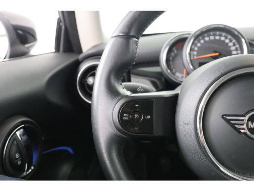Mini 3-Deurs 1.5 Cooper Classic | LED | Union Jack | Navi | Sfeerverlichting | Sportstoelen | Half Leder | Cli... ActivLease financial lease