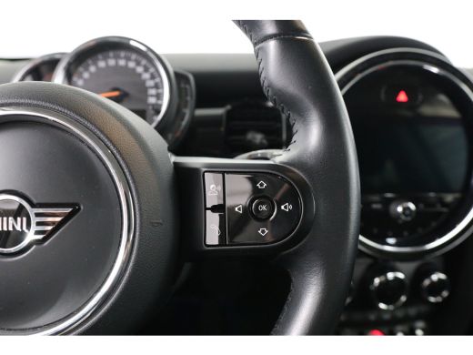Mini 3-Deurs 1.5 Cooper Classic | LED | Union Jack | Navi | Sfeerverlichting | Sportstoelen | Half Leder | Cli... ActivLease financial lease