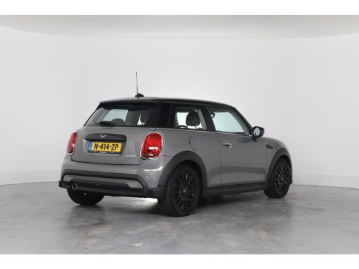 Mini 3-Deurs 1.5 Cooper Classic | LED | Union Jack | Navi | Sfeerverlichting | Sportstoelen | Half Leder | Cli... ActivLease financial lease
