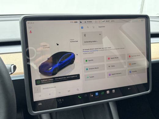 Tesla Model 3 Standard RWD Plus 60 kWh Autopilot Leer Camera Elek.Klep Orig.NL Incl.BTW ActivLease financial lease