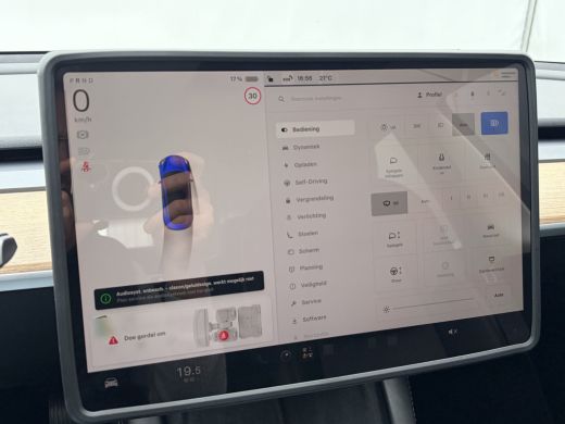 Tesla Model 3 Standard RWD Plus 60 kWh Autopilot Leer Camera Elek.Klep Orig.NL Incl.BTW ActivLease financial lease