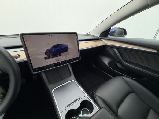 Tesla Model 3 Standard RWD Plus 60 kWh Autopilot Leer Camera Elek.Klep Orig.NL Incl.BTW ActivLease financial lease
