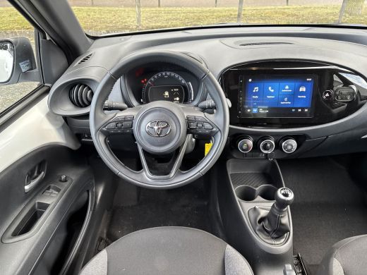 Toyota Aygo X 1.0 VVT-i MT Play **ADAPTIEVE CRUISE CONTROL/ CLIMATE CONTROL/ APPLE CARPLAY** ActivLease financial lease