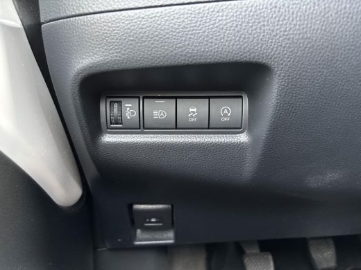 Toyota Aygo X 1.0 VVT-i MT Play **ADAPTIEVE CRUISE CONTROL/ CLIMATE CONTROL/ APPLE CARPLAY** ActivLease financial lease