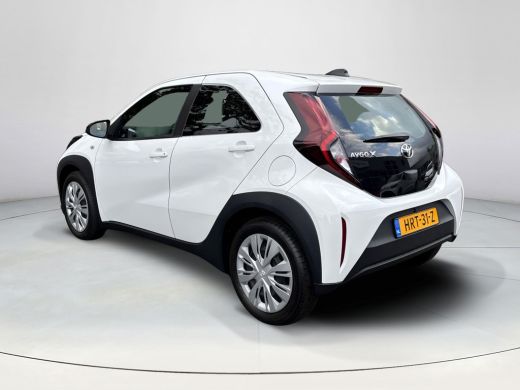 Toyota Aygo X 1.0 VVT-i MT Play **ADAPTIEVE CRUISE CONTROL/ CLIMATE CONTROL/ APPLE CARPLAY** ActivLease financial lease