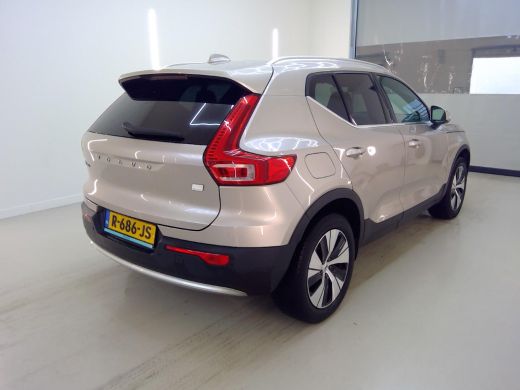 Volvo  XC40 1.5 T4 Plug-in hybrid Plus Bright Trekhaak | Elektr. verstelbare stoelen | Adaptive Cruise | All ... ActivLease financial lease