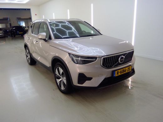 Volvo  XC40 1.5 T4 Plug-in hybrid Plus Bright Trekhaak | Elektr. verstelbare stoelen | Adaptive Cruise | All ... ActivLease financial lease
