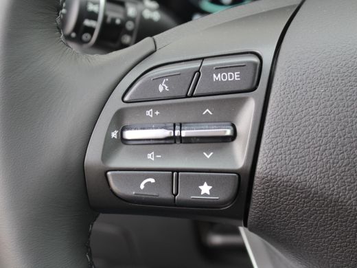 Hyundai i30 1.0 T-GDi MHEV Comfort / Navigatie + Android Auto/Apple Carplay / DAB / Climate Control / Cruise ... ActivLease financial lease