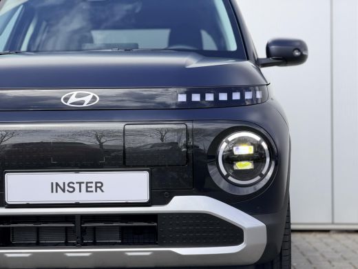Hyundai Inster Evolve 49 kWh LED Verlichting / 17 Inch / Dynamische Navigatie / Achteruitrijcamera / Parkeersens... ActivLease financial lease