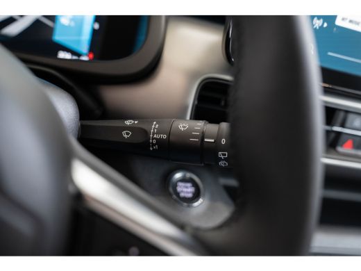 Jeep Avenger 54 kWh | Tot 8 Jaar Garantie | Warmtepomp | Navigatie | Stoelverwarming | Verwarmd Voorraam | App... ActivLease financial lease