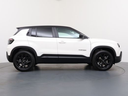 Jeep Avenger Black Edition 1.2 MHEV | 10,25 inch digitaal configureerbaar instrumentenpaneel | 10,25" Infotain... ActivLease financial lease