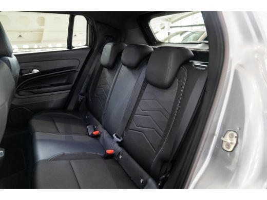 Jeep Avenger Summit 54 kWh | Tot 8 Jaar Garantie | Warmtepomp | Navigatie | Stoelverwarming | Verwarmd Voorraa... ActivLease financial lease