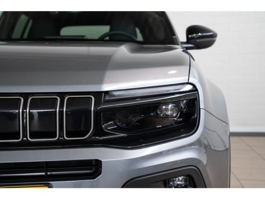 Jeep Avenger Summit 54 kWh | Tot 8 Jaar Garantie | Warmtepomp | Navigatie | Stoelverwarming | Verwarmd Voorraa... ActivLease financial lease