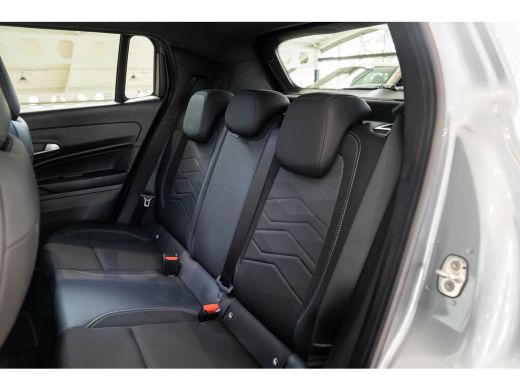Jeep Avenger Summit 54 kWh | Tot 8 Jaar Garantie | Warmtepomp | Navigatie | Stoelverwarming | Verwarmd Voorraa... ActivLease financial lease
