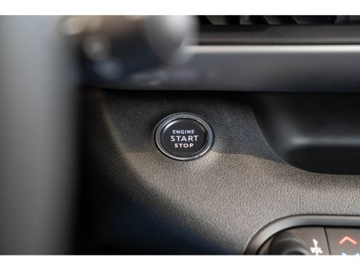 Jeep Avenger Summit 54 kWh | Tot 8 Jaar Garantie | Warmtepomp | Navigatie | Stoelverwarming | Verwarmd Voorraa... ActivLease financial lease