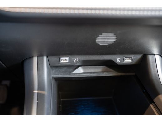Jeep Compass 1.2 e-Hybrid First Edition | Tot 8 Jaar Garantie | Schuif-Kanteldak | Lederen bekleding | Focal S... ActivLease financial lease