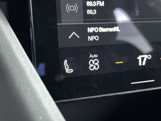 Polestar 2 Standard Range Single Motor 69 kWh | Pilot Pack | 20" wielen | DAB | BLIS | Adaptive Cruiscontrol... ActivLease financial lease