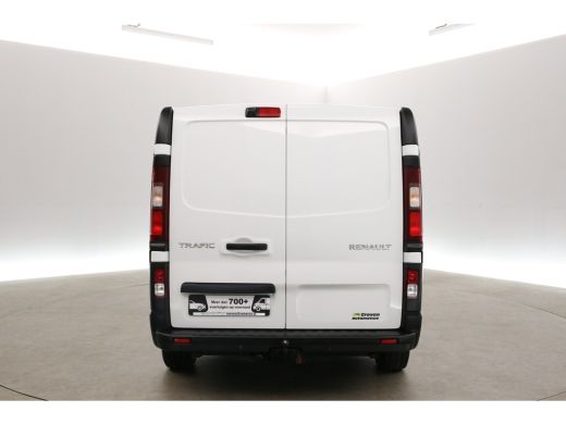 Renault Trafic 2.0 dCi 145PK L2H1 | Airco | Cruise | Camera | Carplay | 3 Zits | Trekhaak | Parkeersens. ActivLease financial lease