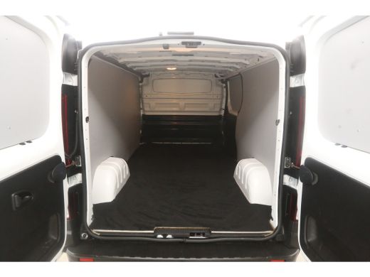 Renault Trafic 2.0 dCi 145PK L2H1 | Airco | Cruise | Camera | Carplay | 3 Zits | Trekhaak | Parkeersens. ActivLease financial lease